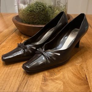 Linea Paola 2.5” Brown Leather Heels